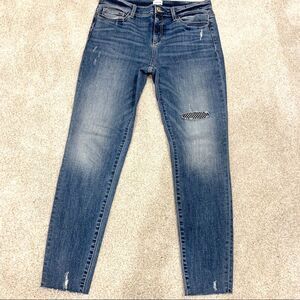 Sneak‎ Peek Jeans